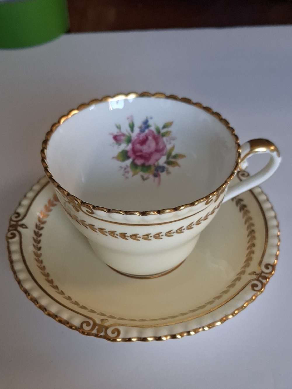 AYNSLEY # 7872 Elegant Cream Porcelain Teacup and Saucer with Gold Trim
